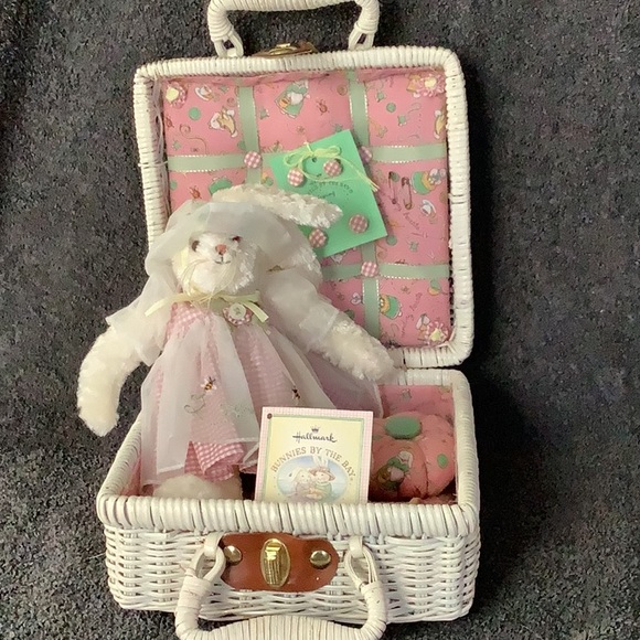 Bunnies by the Bay Holiday Vtg Hallmark Bunnies By The Bay 202